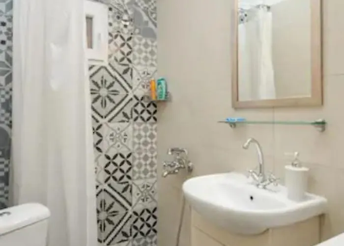 Apartamento Private Pristine Balcony Home- Heart Of The Center *