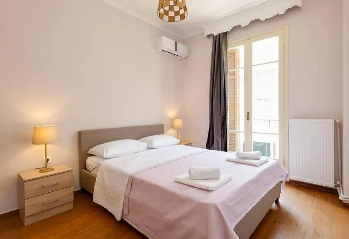Apartamento Private Pristine Balcony Home- Heart Of The Center *